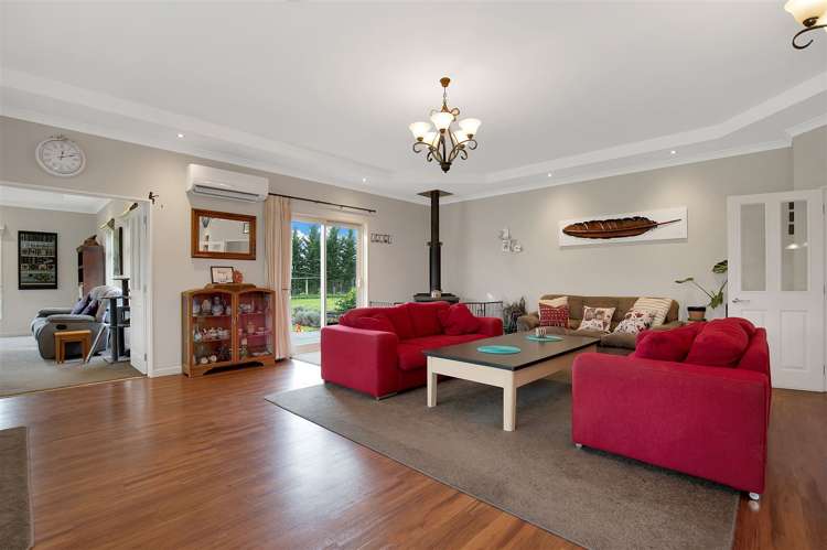 562 No 10 Road Swannanoa_16