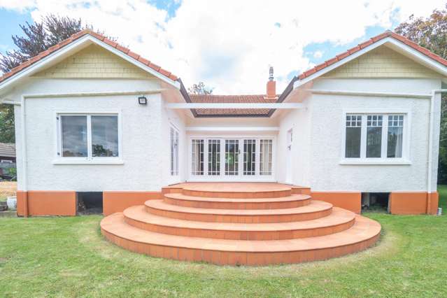 Modernised character home on Island Road