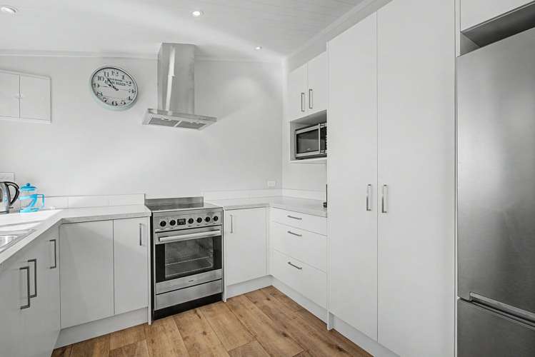 17 McCall Ave Pauanui_9