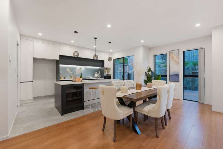 10 Alluvial Street Flat Bush_4