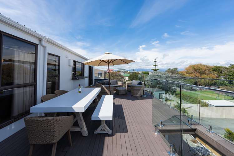 8 Roore Street Foxton Beach_24