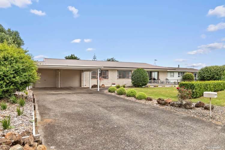 112 Racecourse Road_0