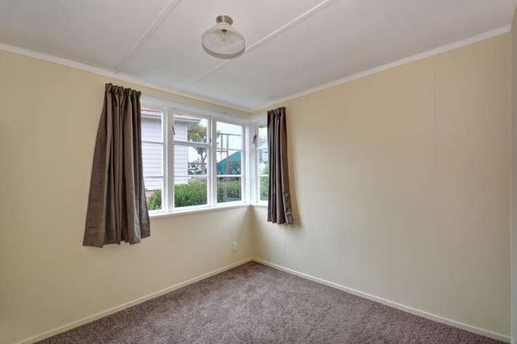 36 Columba Avenue Calton Hill_5