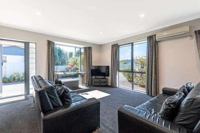 18 Leon Street Riverdale_2