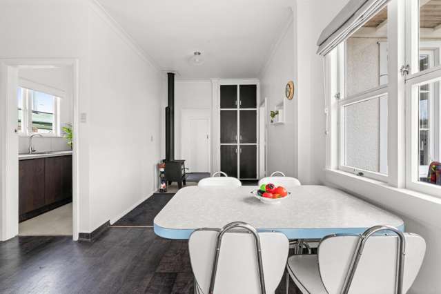 1417 Woodstock Avenue Mayfair_4
