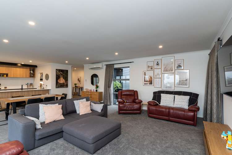 16 Varsity Heights Fitzherbert_14