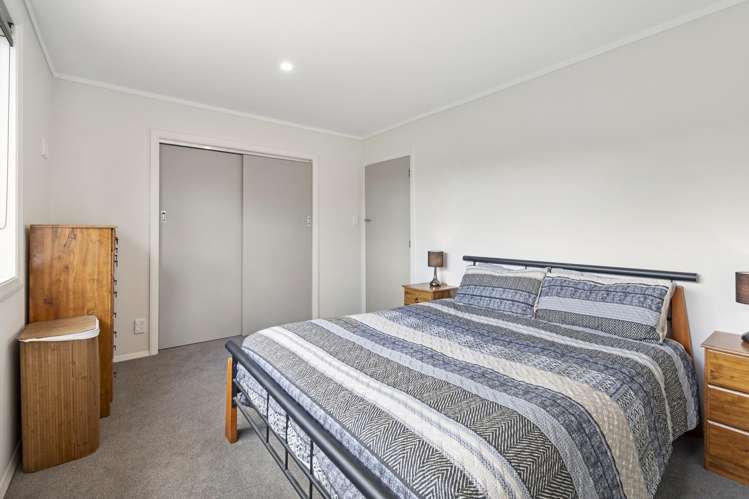 23 Hennesey Road Shannon_15