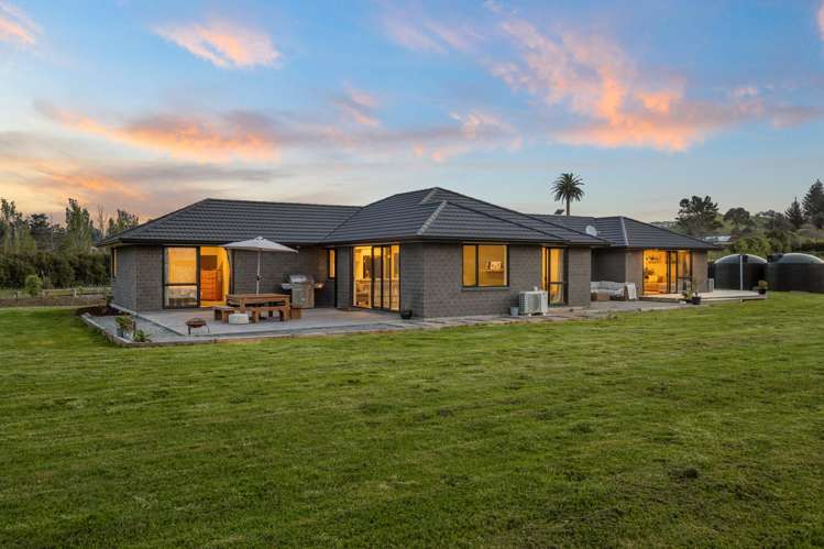 1347 State Highway 16 Waimauku_7