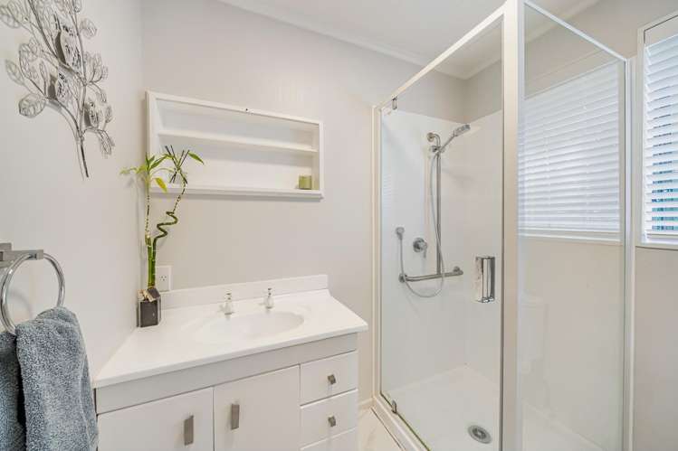 1/5 Kingsley Street Stokes Valley_8