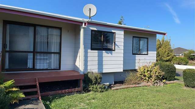 76 Treadwell Street Springvale_1