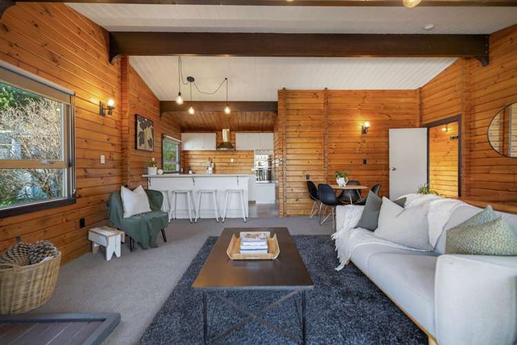 16 Williams Street Sunshine Bay_14