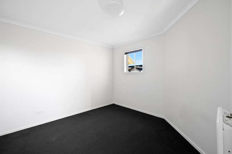 1 Chiefs Court Hamilton East_5