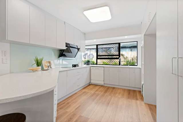 156 Whitford Road Somerville_4