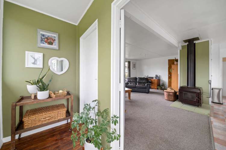 10 Main Road Owaka_2