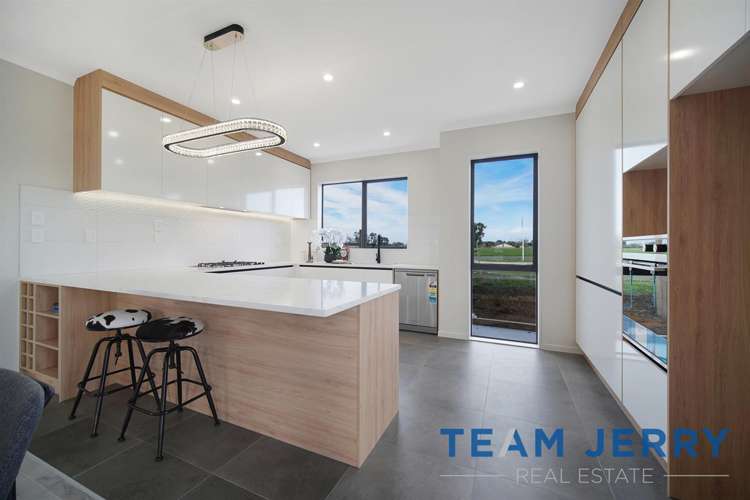 2 Gertrude Cole Road Clarks Beach_4