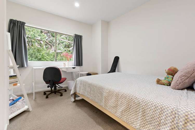 35/21 Hunters Park Drive Three Kings_11