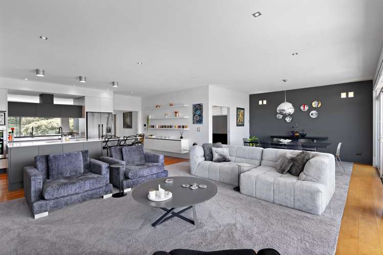 66 Churchill Road Murrays Bay_10