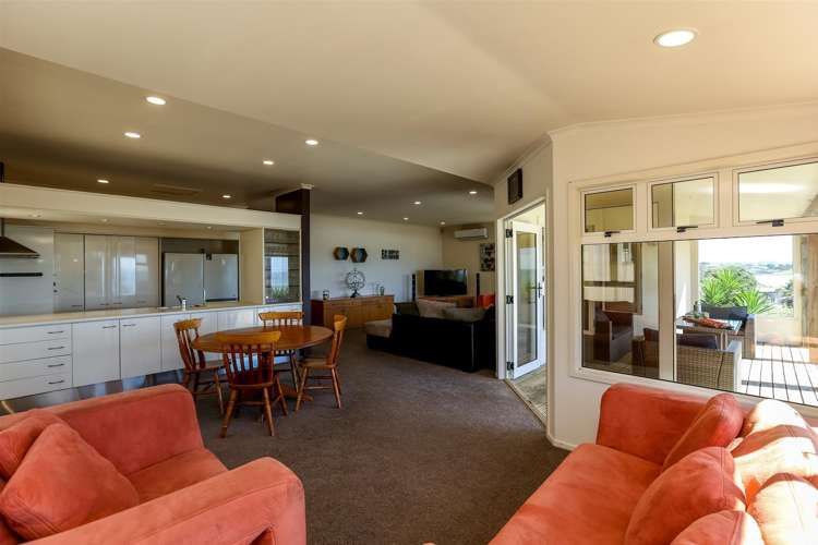 8 Beach Street Fitzroy_4