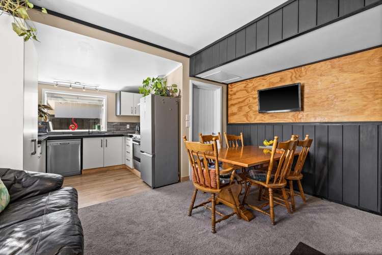 700 Buller Street_2