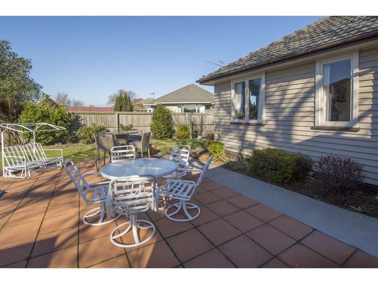 121 Springs Road Hornby_20