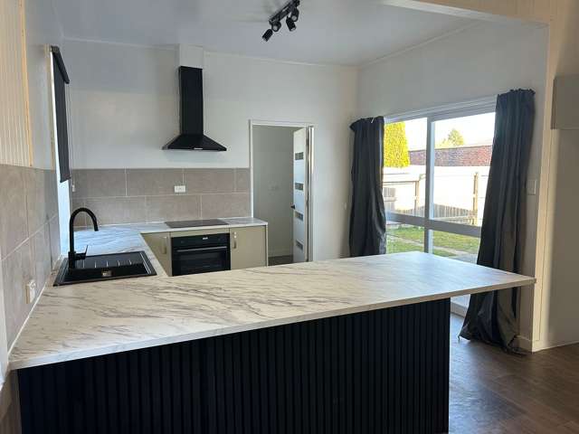 Move In Ready, Excellent Location!