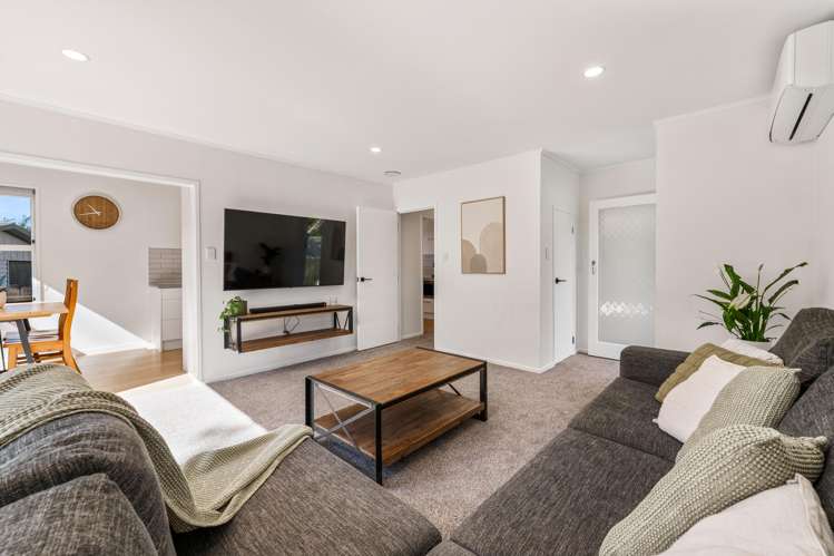 84 Helena Street Massey_7