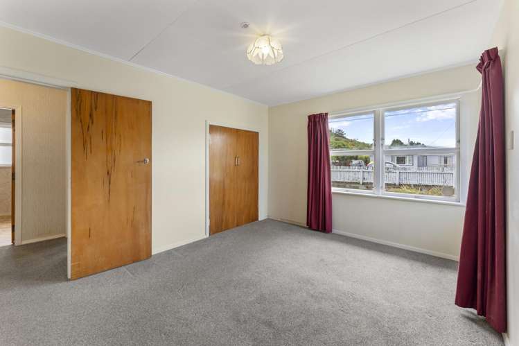 5 Kim Street Wainuiomata_8