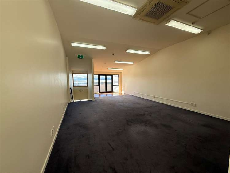 Suite 2, 225-231 Thorndon Quay Pipitea_9