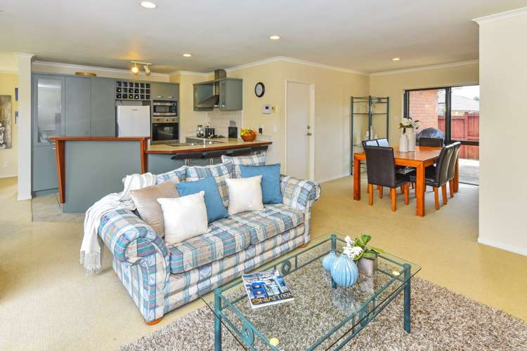 16 Greta Banks Place Wattle Downs_7