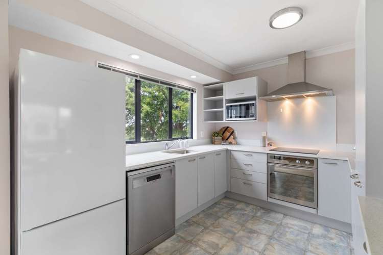 5 Hocken Place Mangere Bridge_7