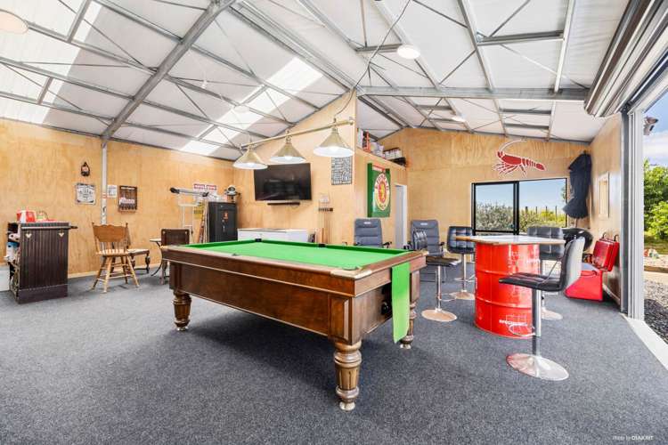 1209 East Coast Road Whakatiwai_5