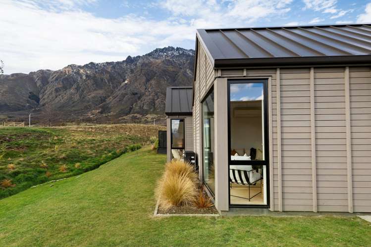 11 Kotuku Lane Jacks Point_16