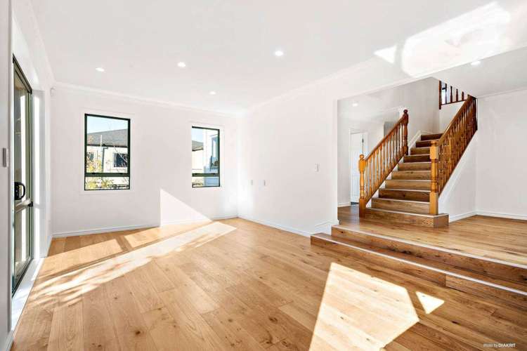 46 Joy Street Albany_31