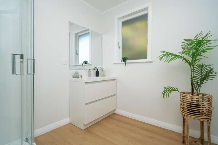 4 Mayfair Place Tawa_12