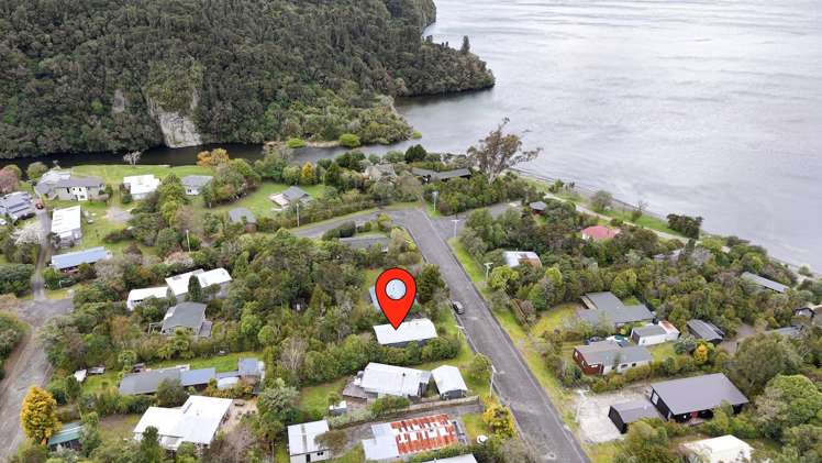 49 Huihui A Wai Street Kuratau_24