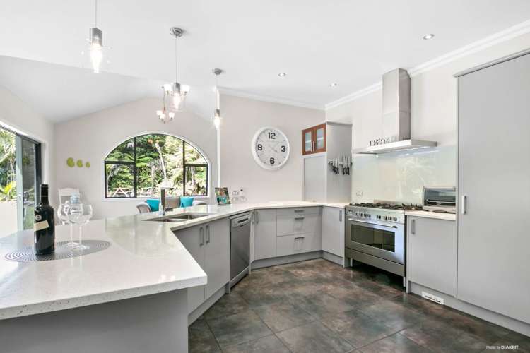 155 Stoney Creek Drive Waitakere_12