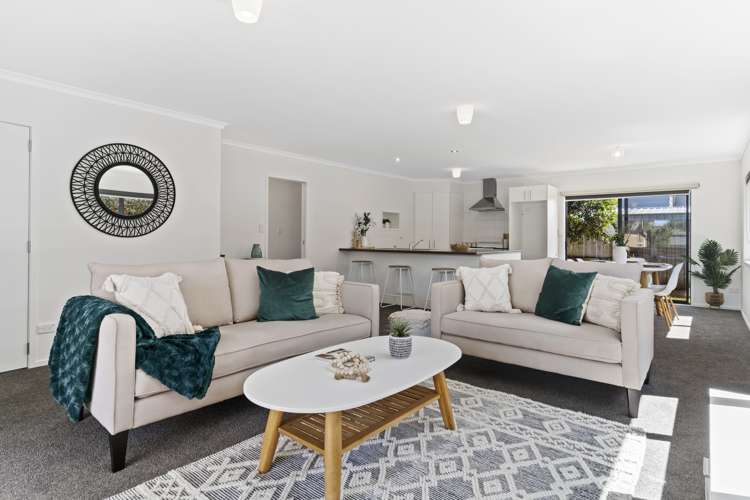 98 Twin Oak Avenue Papamoa_1