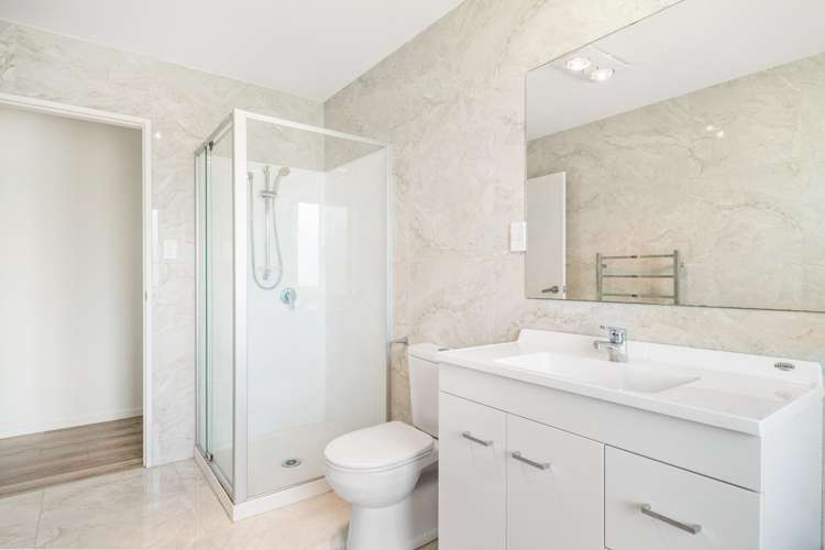 6 Biplane Street Takanini_13