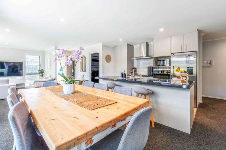 4 Plate Lane Papamoa Beach_6