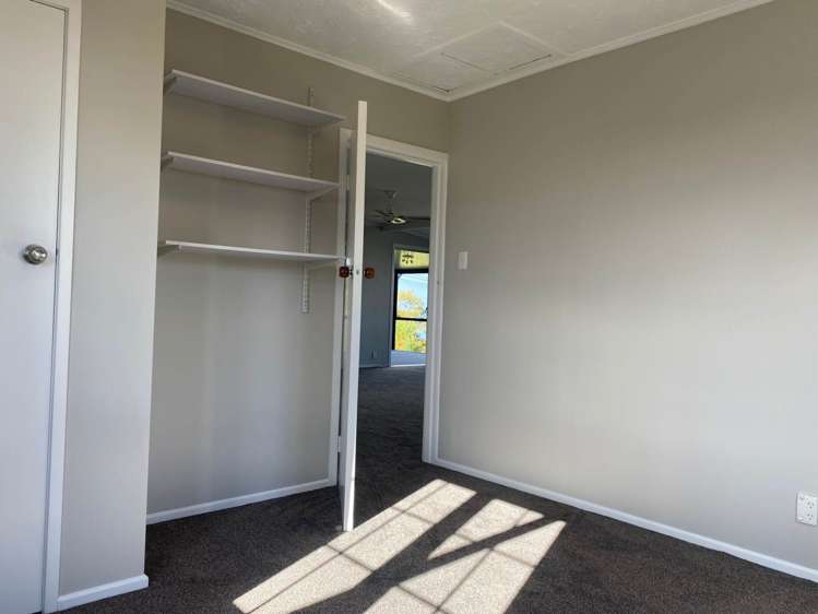 51 Roberts Road Matakatia_15