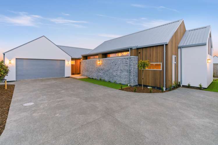 30 Frank Ernest Crescent_0