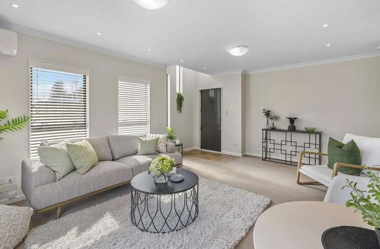 13 Bay Drive Titahi Bay_5