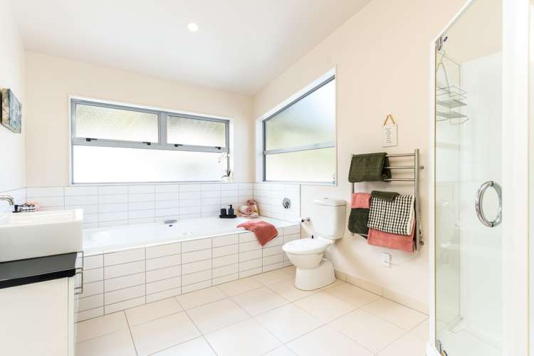 11 Sedgley Grove Churton Park_20