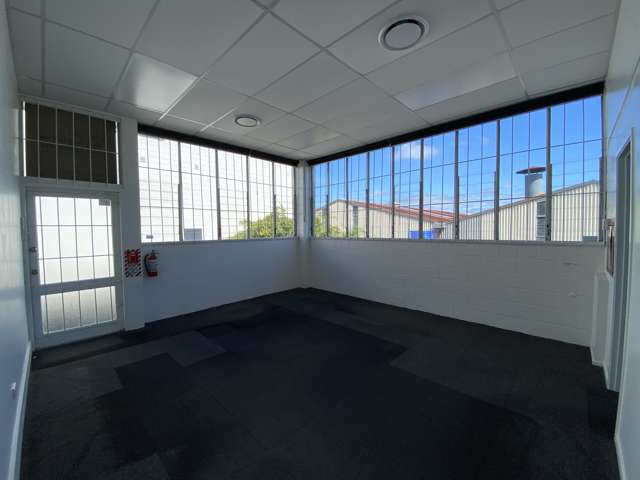 D/4010 Great North Road Kelston_3