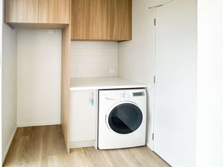 6/10 Surrey Street 1477_9