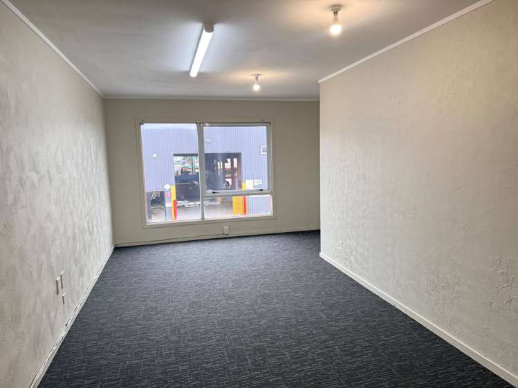 Unit 6/26 Sheffield Street Te Rapa_8