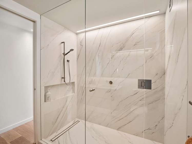 7 Surf Road Mt Maunganui_33