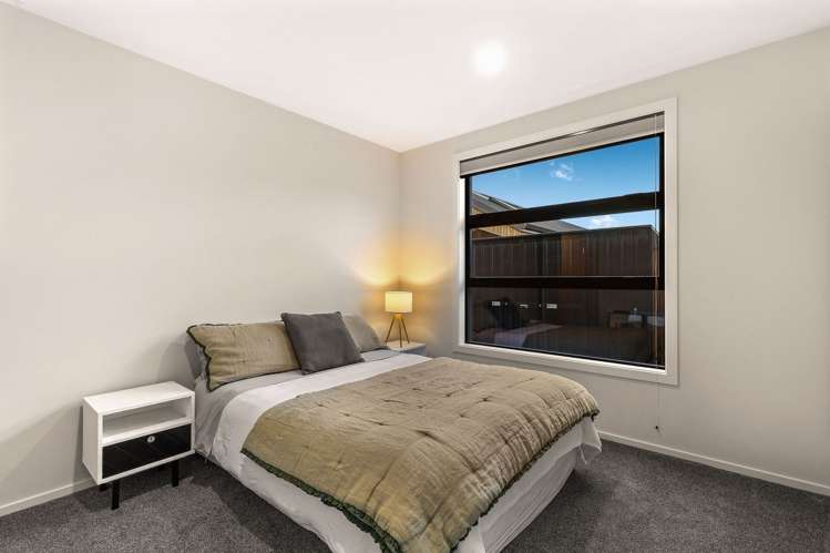 75 Magnum Drive Cromwell_11