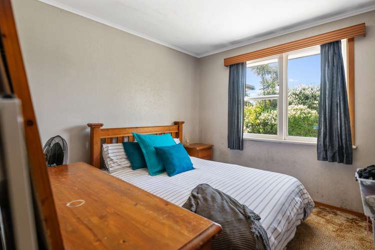 2 Sunset Crescent Maungatapu_13