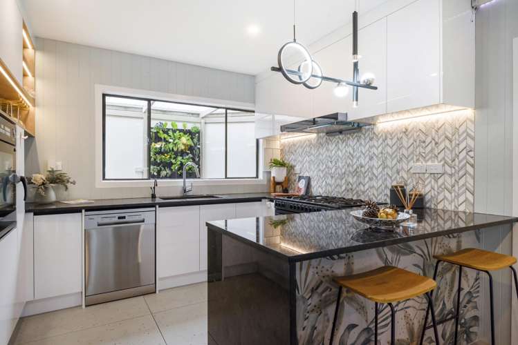 1/94 Glamorgan Drive Torbay_11